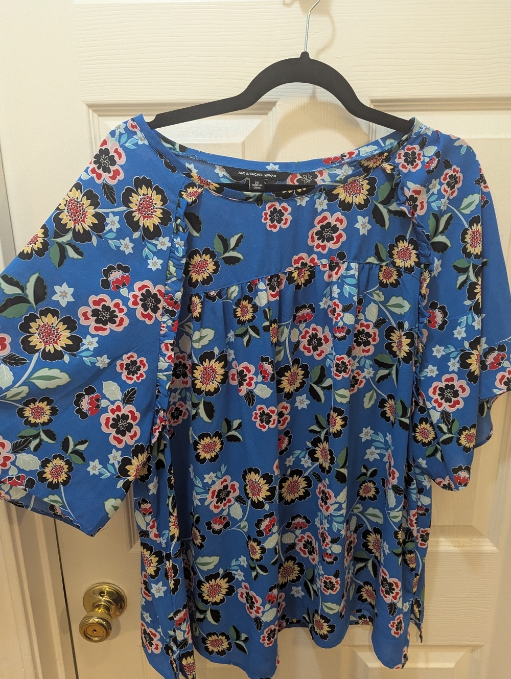 Zac & Rachel Woman Royal Blue Floral Top with Multicolor Blooms